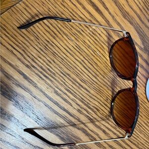 Stylish Tortoiseshell Sunglasses
